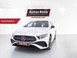 Gris / plata Usado 2024 Mercedes A250 Berlina | 33.990 € (Precio justo)