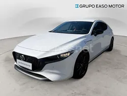 Blanco Usado 2025 Mazda 3 Nagisa Berlina | 32.990 € (Caro)