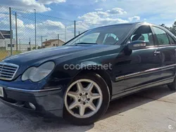 Azul Usado 2000 Mercedes C220 Elegance Berlina | 3450 € (Precio justo)