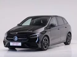 Bicolor bronce /negro Usado 2021 Mercedes B200 Monovolumen | 28.500 € (Un poco caro)