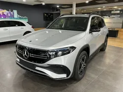 Gris Nuevo 2024 Mercedes EQB250 SUV | 66.948 €