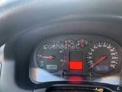 Verde Usado 2003 VW Bora Conceptline Berlina | 2500 €