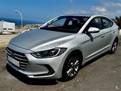 Gris / plata Usado 2016 Hyundai Elantra Berlina | 11.900 € (Precio justo)