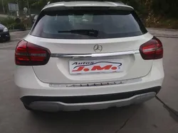 Blanco Usado 2017 Mercedes GLA200 Urban SUV | 24.000 € (Caro)