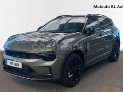 Verde Usado 2025 Lynk & Co 01 SUV | 40.486 €