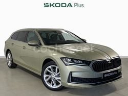 Amarillo Usado 2024 Skoda Superb Selection Familiar | 30.900 € (Super precio)