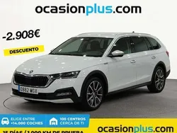 Blanco Usado 2023 Skoda Octavia Familiar | 29.082 € (Un poco caro)