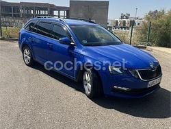 Azul Usado 2019 Skoda Octavia Ambition Familiar | 8000 € (Buen precio)