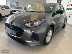 Gris / plateado Nuevo 2025 Mazda 2 Center-Line Berlina | 21.300 € (Precio justo)