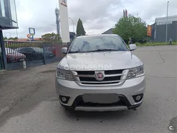 Gris / plata Usado 2011 Fiat Freemont SUV | 8200 € (Precio justo)