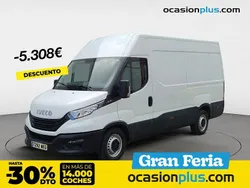 Blanco Usado 2023 Iveco Daily Berlina | 30.450 € (Precio justo)