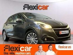 Gris Usado 2017 Peugeot 208 Allure Utilitario | 8290 € (Precio justo)