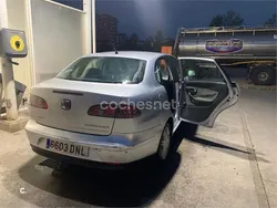 Gris / plata Usado 2005 Seat Cordoba Stella Berlina | 2000 € (Buen precio)