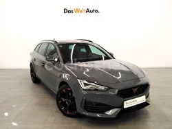 Gris / plata Usado 2024 Cupra Leon Familiar | 30.550 € (Un poco caro)
