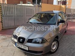 Gris / plata Usado 2004 Seat Ibiza Fresh Berlina | 2700 € (Precio justo)