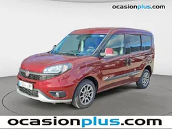 Rojo Usado 2022 Fiat Doblò Trekking Monovolumen | 14.900 € (Precio justo)
