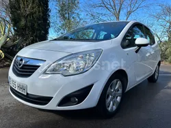Blanco Usado 2011 Opel Meriva Expression Monovolumen | 8900 € (Un poco caro)