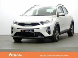 Blanco Usado 2022 Kia Stonic SUV | 19.990 €