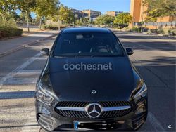 Negro Usado 2022 Mercedes B180 Monovolumen | 29.000 € (Caro)