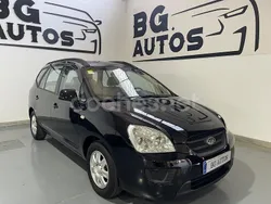 Negro Usado 2008 Kia Carens Active Monovolumen | 7990 € (Un poco caro)