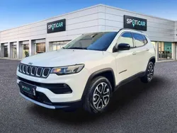 Blanco Usado 2023 Jeep Compass Limited SUV | 25.900 € (Precio justo)