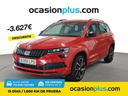 Rojo Usado 2021 Skoda Karoq SportLine SUV | 22.300 € (Precio justo)