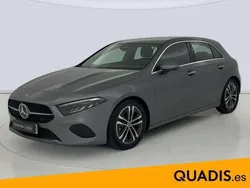 Gris Usado 2024 Mercedes A180 Advanced Utilitario | 31.900 € (Precio justo)