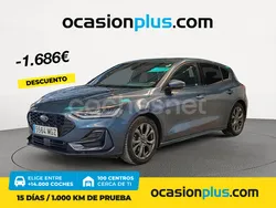Azul Usado 2023 Ford Focus ST-Line Berlina | 17.950 € (Precio justo)