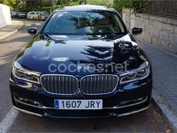 Azul Usado 2016 BMW 750L Comfort Edition Berlina | 38.900 €