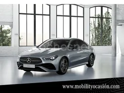 Gris / plata Usado 2024 Mercedes CLA250e Berlina | 41.900 € (Un poco caro)