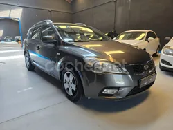Gris / plata Usado 2011 Kia Ceed Berlina | 4490 € (Super precio)