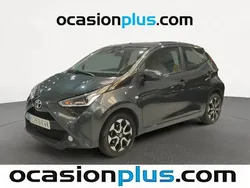 Gris Usado 2019 Toyota Aygo X-play Utilitario | 11.137 € (Precio justo)