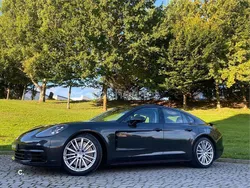 Gris / plata Usado 2018 Porsche Panamera 4 Berlina | 75.000 € (Precio justo)