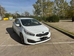 Blanco Usado 2016 Kia ProCeed Utilitario | 6999 € (Buen precio)