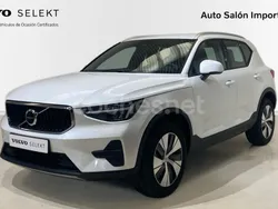 Blanco Nuevo 2025 Volvo XC40 Core SUV | 38.900 € (Precio justo)