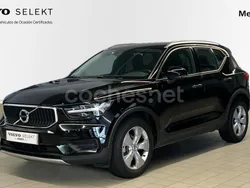 Negro Usado 2021 Volvo XC40 Momentum SUV | 27.900 € (Precio justo)