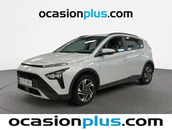 Gris plata Usado 2022 Hyundai Bayon SUV | 12.719 € (Precio justo)