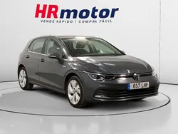 Gris Usado 2020 VW Golf VIII Style Berlina | 24.890 € (Un poco caro)