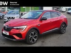 Rojo Usado 2024 Renault Arkana Techno SUV | 23.900 € (Buen precio)