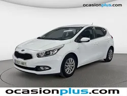 Blanco Usado 2012 Kia Ceed GT Utilitario | 7300 € (Precio justo)
