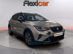 Gris Usado 2024 Seat Arona FR SUV | 16.990 € (Precio justo)