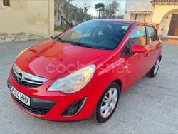 Rojo Usado 2011 Opel Corsa Berlina | 4999 € (Precio justo)