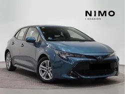 Azul Usado 2021 Toyota Corolla Active Berlina | 24.300 € (Un poco caro)