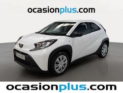 Blanco Usado 2023 Toyota Aygo X Play SUV | 12.500 €