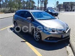 Marrón Usado 2016 Toyota Auris Hybrid Active Familiar | 11.500 € (Precio justo)