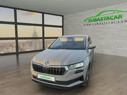 Gris Usado 2022 Skoda Karoq Ambition SUV | 17.550 € (Buen precio)