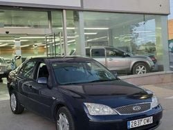 Azul Usado 2003 Ford Mondeo Ghia Berlina | 2895 € (Precio justo)
