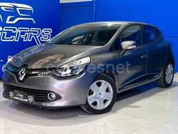 Gris / plata Usado 2014 Renault Clio GrandTour Familiar | 5990 € (Precio justo)