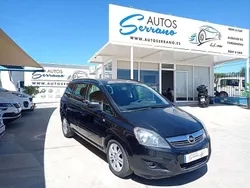 Negro Usado 2013 Opel Zafira Family Monovolumen | 8000 € (Caro)