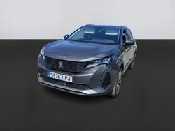 Gris Usado 2021 Peugeot 5008 Allure Monovolumen | 21.700 € (Precio justo)